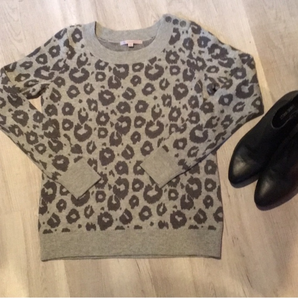 Printed Gap Sweater with Button Detail